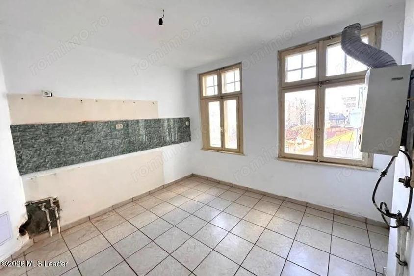 B-dul Carol I nr. 59, 188 mpu, etaj 3, 6 camere, bloc mic - 6