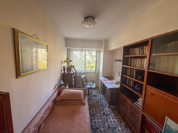 Apartament 4 Camere Piata Delfinului- Chisinau - 8