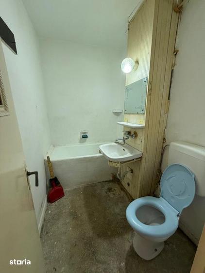 Garsoniera renovabila , etaj intermediar , Radauti - 7