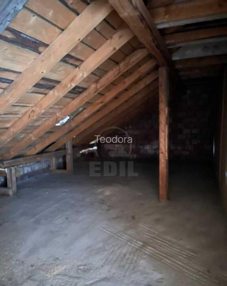 Pod mansardabil de vanzare, 46 mp Flore?ti ,26 000 EUR 565 EUR/m2