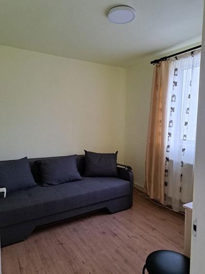 Inchiriez apartament - 4