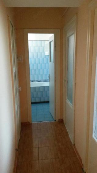 3 CAMERE la pret de 2,centru - 3