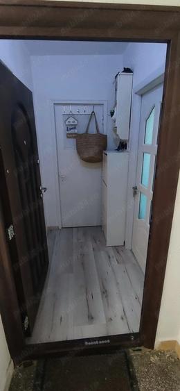 Apartament 2 camere de vanzare Pajura, langa scoala 178 - 1