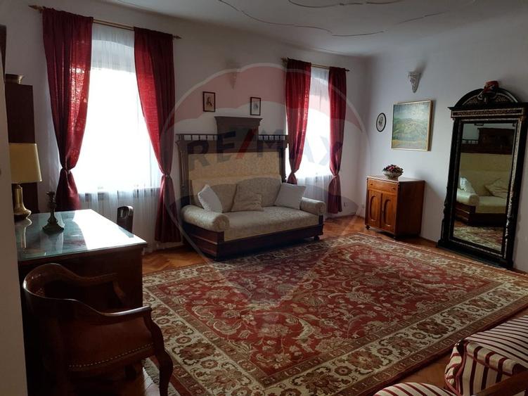 Apartament cu 3 camere de vanzare pe Str.Tribunei - 9