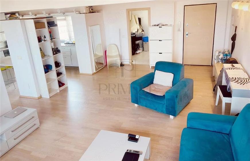 Apartament cu 4 camere în Complex Studențesc