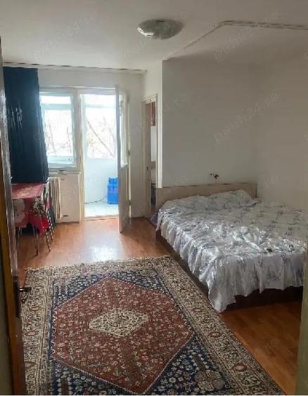Garsoniera decomandata cu balcon zona Far - 7