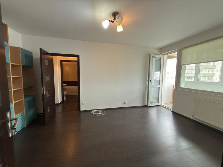 Apartament 2 camere, 51 mp, renovat, Campia Libertatii, nr. 31. - 1