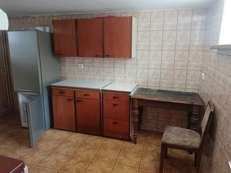 Casa 3 camere Sibiu piata Cluj, Garaj, curte, mansarda la garaj - 4