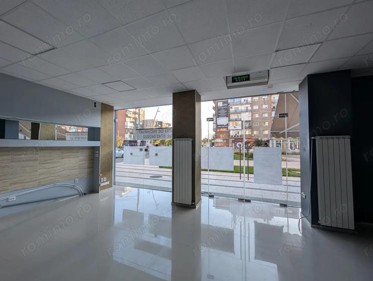 SAD comercial, de inchiriat, zona Micalaca, Piata Soarelui - 1