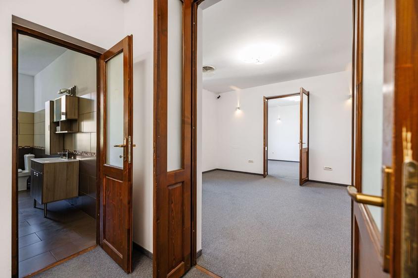 De vanzare apartament  localizat ultracentral, ideal business, Timisoara - 9