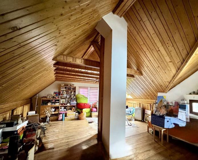 2 corpuri de casa si teren 500 mp, Bartolomeu, comision 0 - 5