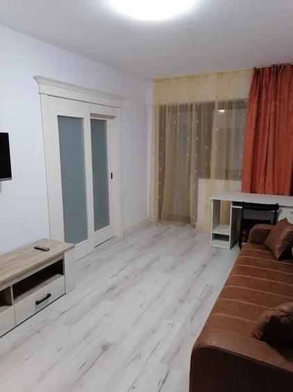 Apartament cu 2 camere, zona Galata - 4