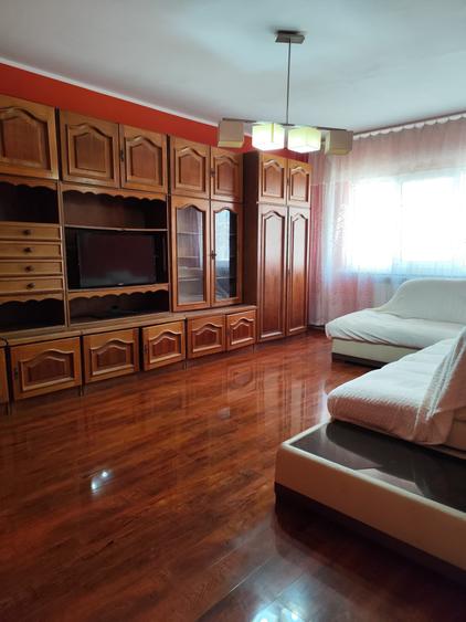Apartament 2 camere, Piața Centrală, etaj 1 – bloc 1988 - 3