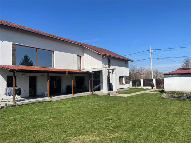 RONAT - Casa Individuala - 6 cam - 3 bai - Piscina - Terasa - Garaj 56mp - Panou - 15