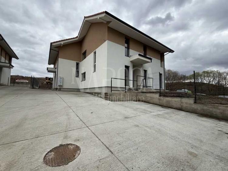 Casa 5 camere de vanzare in Chinteni - 1