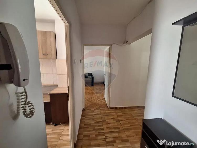 Apartament cu 3 camere de inchiriat Scoala de innot, zon... - 4