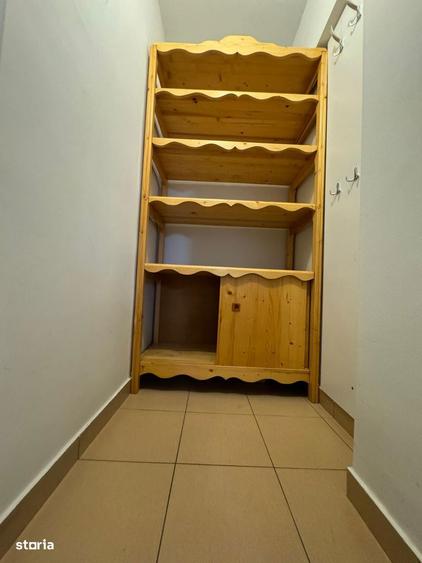 De Inchiriat Apartament cu 3 camere zona Centrala - 1