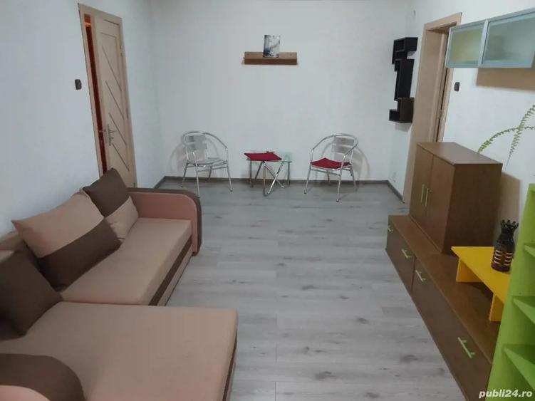 Vand apartament cu doua camere, etaj 3 ,cartier Gara - 2