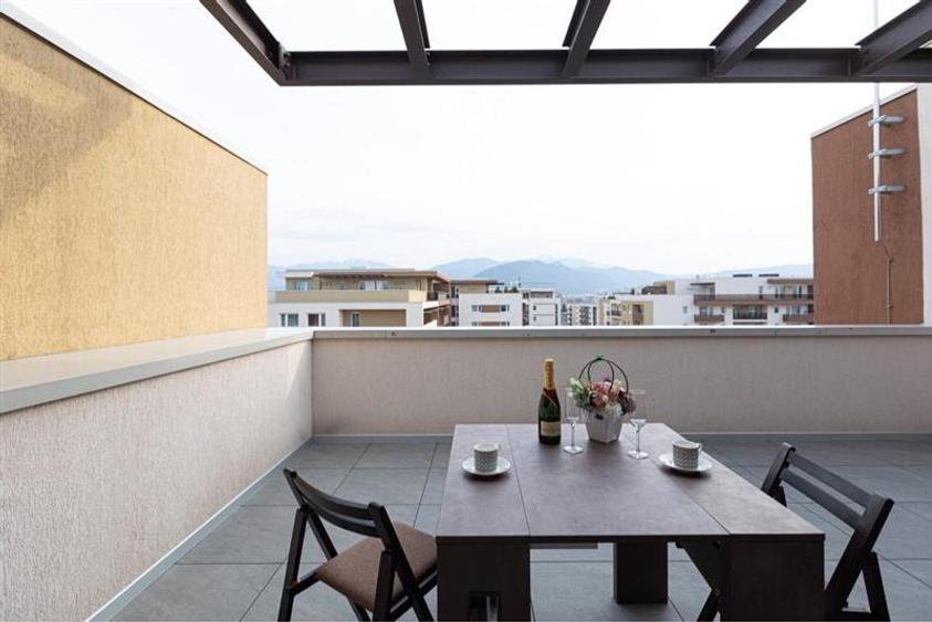 Imobil ultim nivel terase de 40 mp, parcare subterana, Urban Pentha, aria Coresi - 2