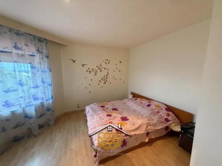 Casa P+1 cu garaj si 950 mp teren in Simnicul de jos - Comision 0% - 7