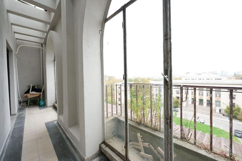 Apartament cu 3 camere în P-ța Operei