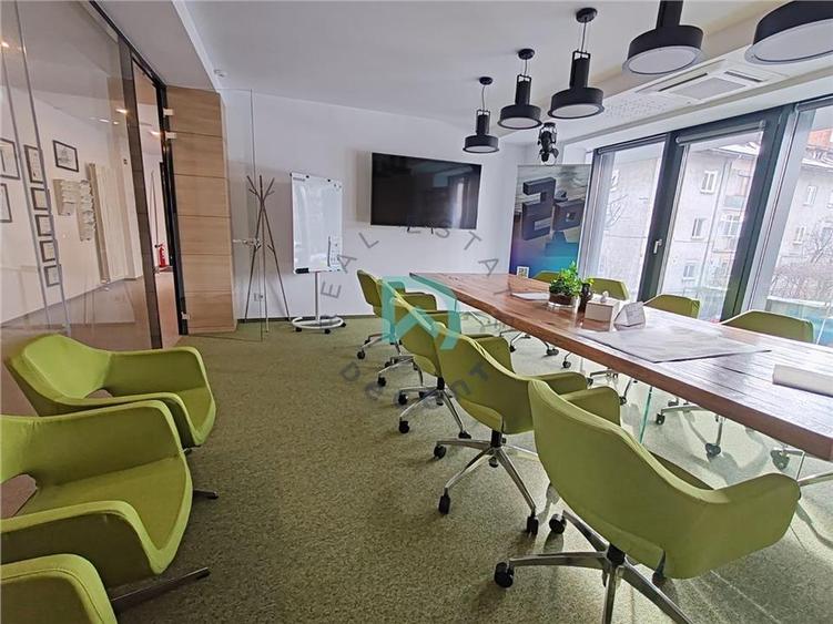 Spatiu birouri , 250 mp, zona, 13 Decembrie, Grivitei.. - 2