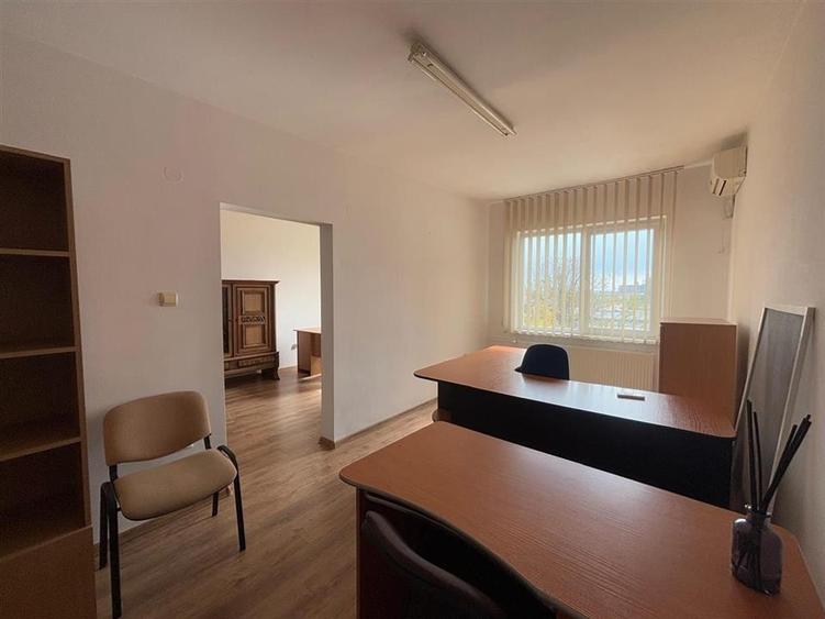 BIROURI DE INCHIRIAT| ORADEA| 32 MP | LOCURI DE PARCARE - 5