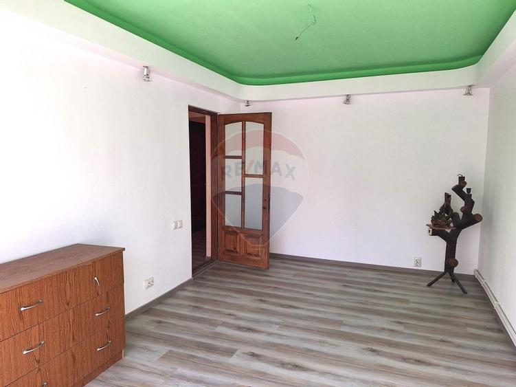 Apartament cu 3 camere de vanzare in zona Pod - 11