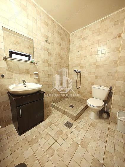 Pensiune Eforie Nord 17 camere plus spatiu comercial - 6