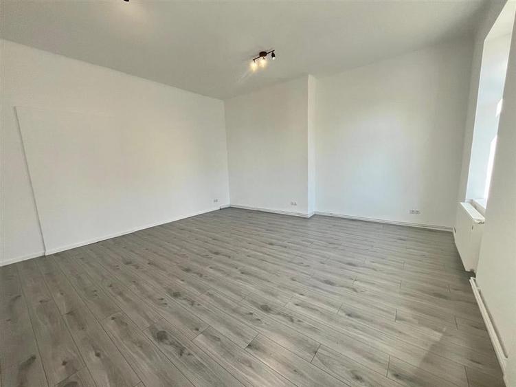 Spatiu birouri compartimentat zona Centrala - 1