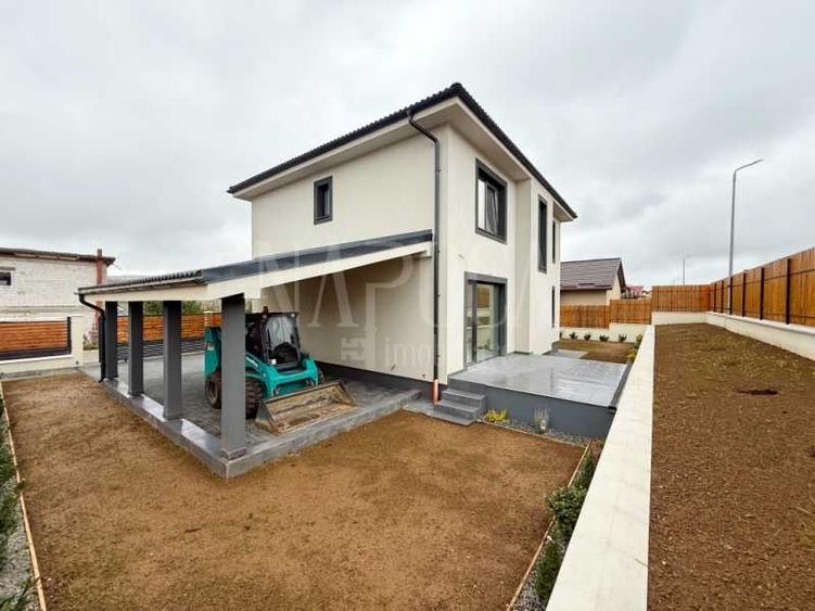 Casa 4 camere de vanzare in Chinteni - 2