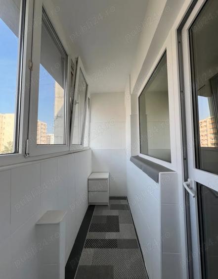 Vand apartament 3 camere complet renovat, etaj 5 10 - 8