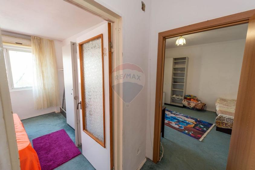Apartament decomandat cu 2 camere de vanzare in zona Titan Salajan - 18