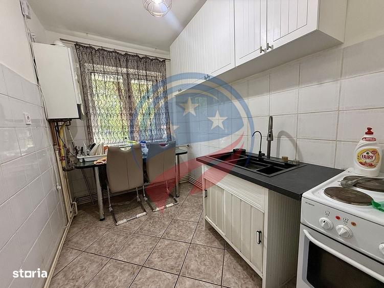 Apartament cu 3 camere decomandat în 1 Mai