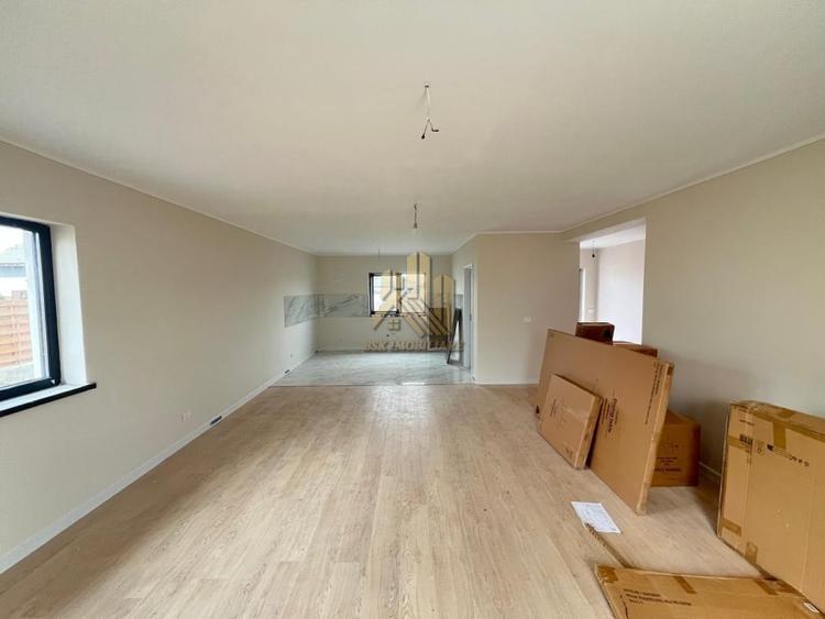 Casa 4 camere Izvor Tarlungeni - 6