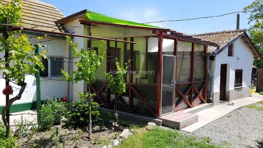 Casa complet renovata Casa complet renovata