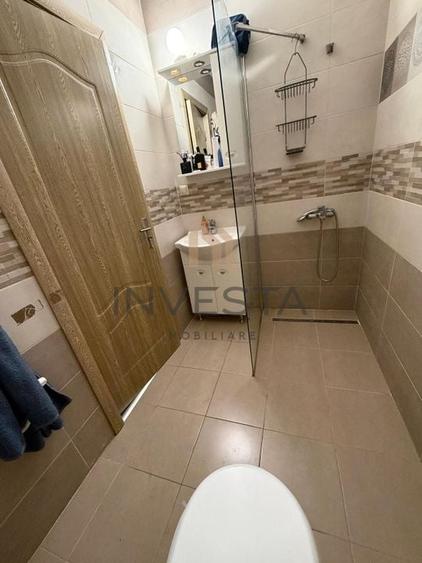 Apartament cu 3 camere in spate la FSEGA, strada Venus ! - 9