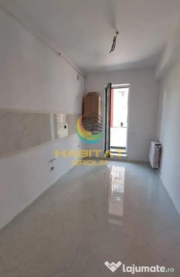 Apartament cu 3 camere decomandat în Metalurgiei