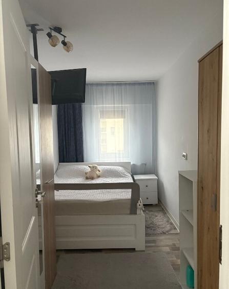 Inchiriere apartament 2 camere Decebal - 1