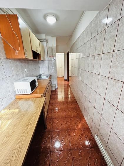 Dristor, Fizicienilor, Penny, centrala proprie - 3