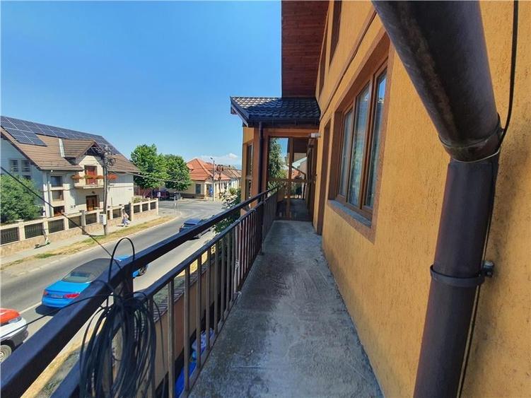 Vilă Spațioasă cu Potențial Multiplu ?n Zona Terezian Sibiu - 36