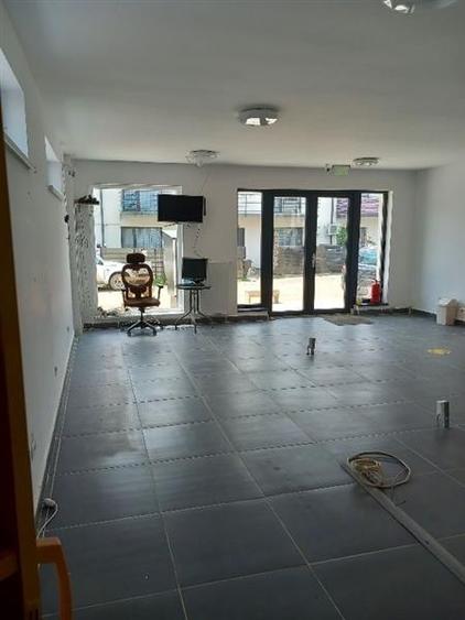 Bragadiru-Leroy Merlin-Vila- teren 561mp cu spatiu comercial la  parter- 200000E - 8
