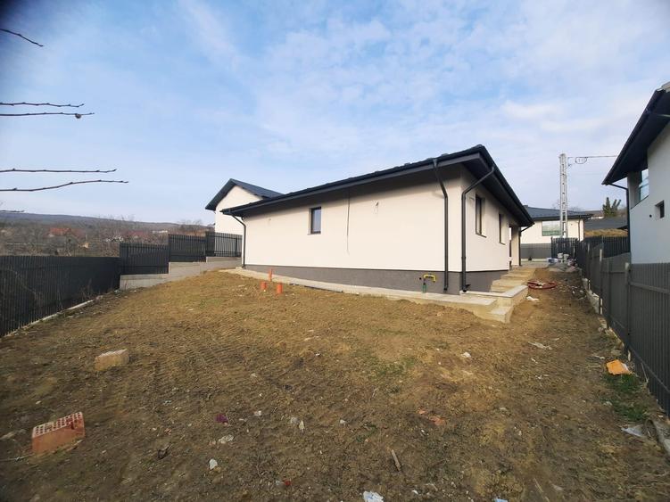 Casa de vanzare Tomesti - 2