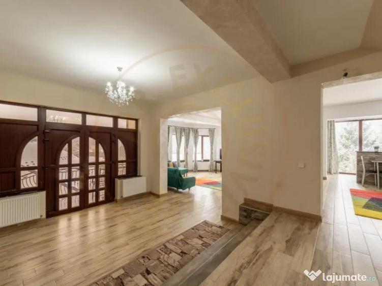 Casa spa?ioasa cu 6 camere ?i teren generos, langa pad - 14