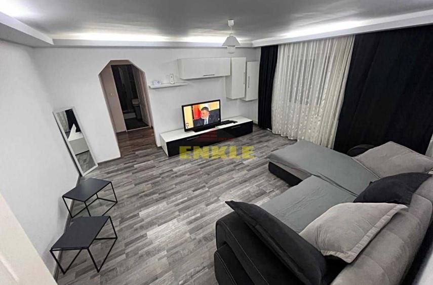 Vânzare apartament 2 camere semidecomandat, zona Împărat Traian - 1