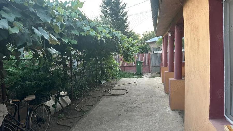 Casa de vanzare cu teren 65e m2 - 1