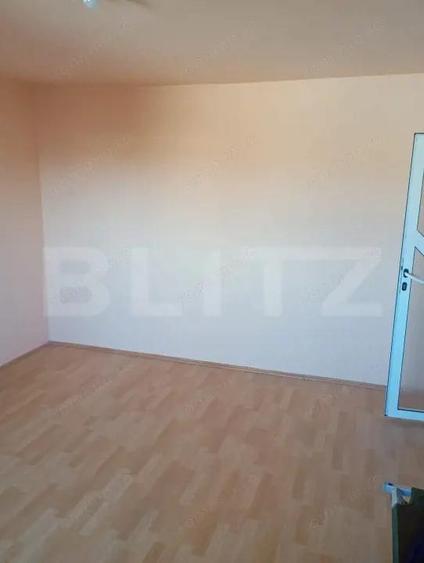 Apartament 3 camere, 68 mp, strada Diaconu Coresi - 2