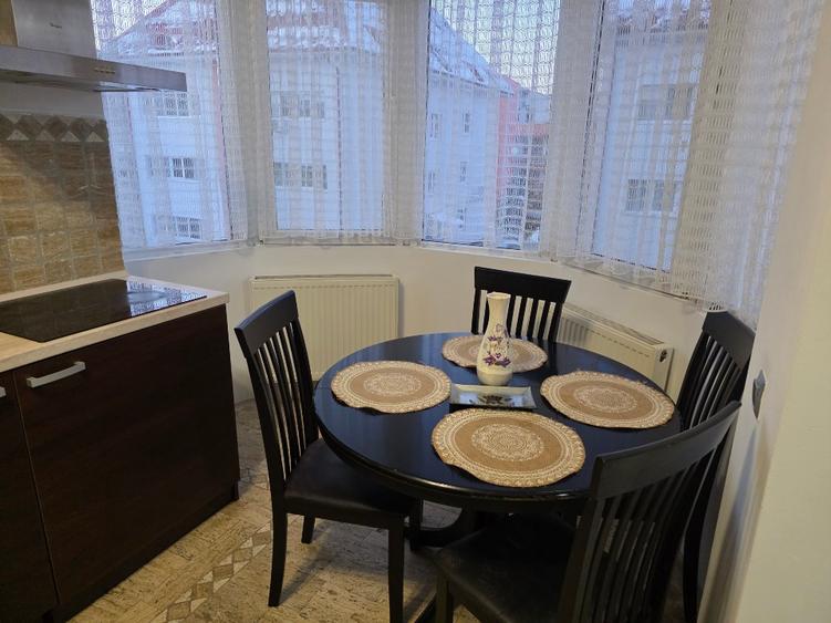 De închiriat Apartament 3 camere strada Marin Preda + locuri parcare - 10