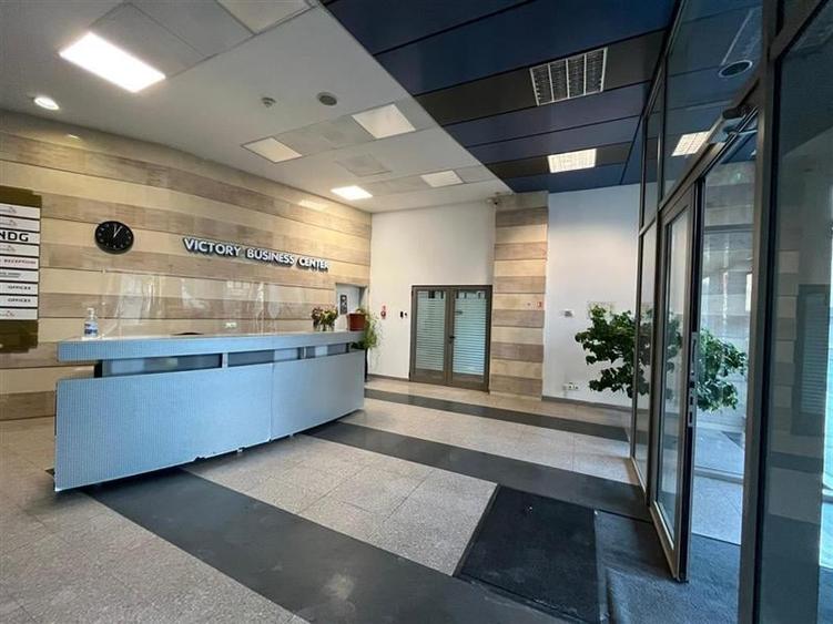 Vanzare cladire de birouri inchiriata integral - Yield 8% - 2