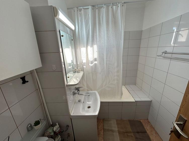 Apartament cu 3 camere decomandat, mobilat în Gheorghe Doja
